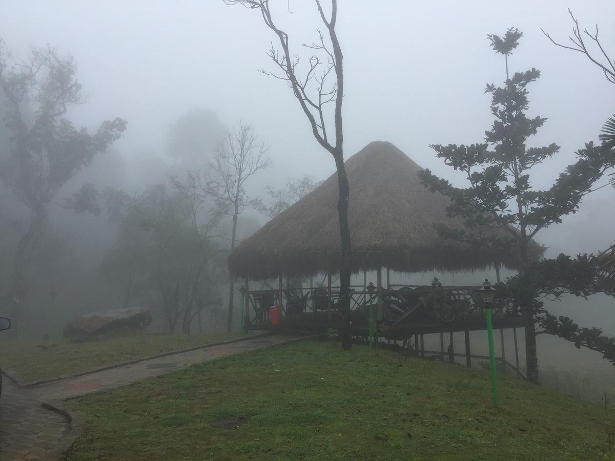 The Kaduhithlu Hotel Sakleshpur Exterior foto